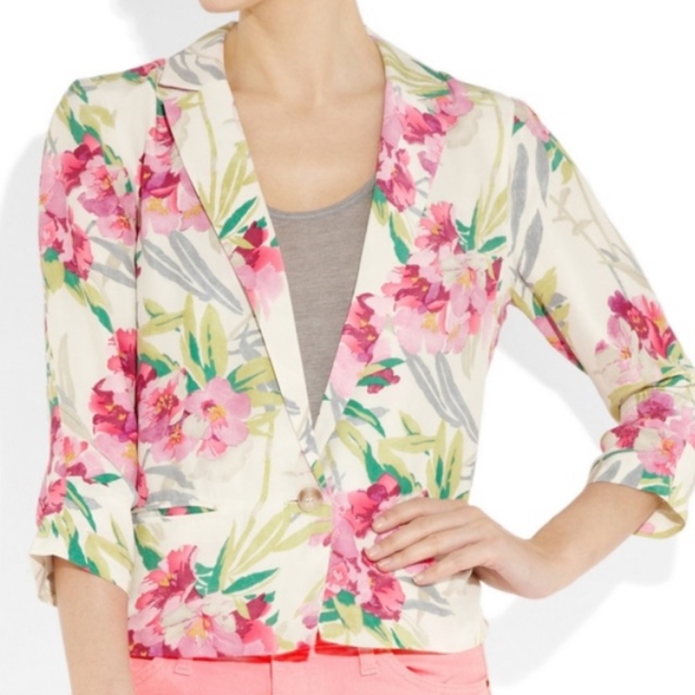 ELIZABETH AND JAMES - FLORAL BLAZER 🌸🌿